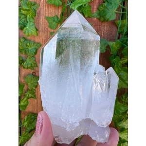 10.93 oz. Arkansas Quartz Crystal Point Cluster. Natural Water Clear Quartz Points from Arkansas. Yo