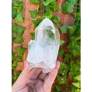 10.93 oz. Arkansas Quartz Crystal Point Cluster. Natural Water Clear Quartz Points from Arkansas. Yo
