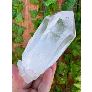 10.93 oz. Arkansas Quartz Crystal Point Cluster. Natural Water Clear Quartz Points from Arkansas. Yo