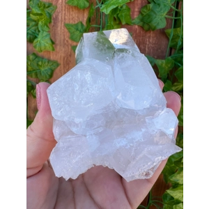 10.93 oz. Arkansas Quartz Crystal Point Cluster. Natural Water Clear Quartz Points from Arkansas. Yo