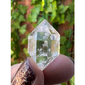 0.18 oz. A Grade Raw Herkimer Diamond Quartz Crystal cluster from Herkimer County NY. 5 grams. A7. Y