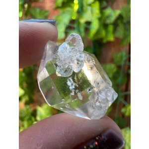 0.18 oz. A Grade Raw Herkimer Diamond Quartz Crystal cluster from Herkimer County NY. 5 grams. A7. Y