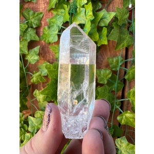 1.78 oz. Colombian Quartz Crystal Point. Water Clear Quartz Crystal Point. C5