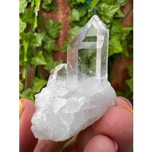 1.65 oz. Arkansas Clear Quartz Crystal Points Cluster. AR17. You get this piece!