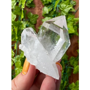 2.35 oz Arkansas Clear Quartz Crystal Points Cluster. AR21. You get this piece!