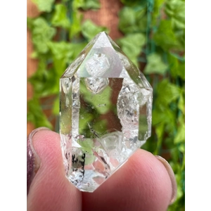 0.20 oz. Herkimer Diamond Quartz Crystal Turtle Clan Ridge in Fonda NY. 5.8 grams. H34. You get this