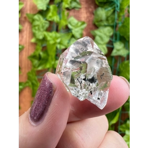 0.28 oz A Grade Raw Herkimer Diamond Quartz Crystal cluster from Herkimer County NY. 8 grams. A13. Y