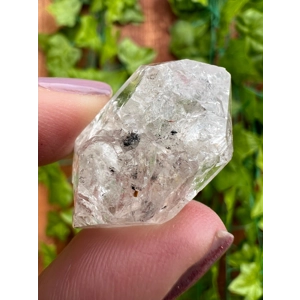 0.29 oz Herkimer Diamond Quartz Crystal from Turtle Clan Ridge in Fonda NY. 8.1 grams. H23. You get