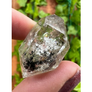 0.33 oz. Herkimer Diamond Quartz Crystal from Turtle Clan Ridge in Fonda NY. 9.3 grams. H24. You get