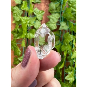 0.20 oz. Herkimer Diamond Quartz Crystal Turtle Clan Ridge in Fonda NY. 5.8 grams. H34. You get this