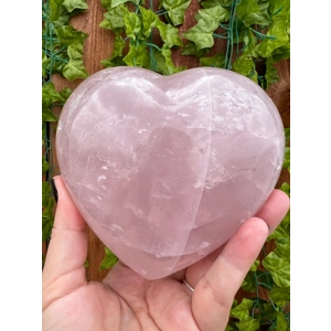 1.87 Lb Large Rose Quartz Heart. 4.5 Inch Polished Rose Quartz Crystal Puffy Heart. You get this pie