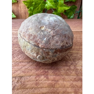 3.96 oz. Geode cut in half. Geode pair.  Polished Geode with Quartz points. G9. You get this piece!