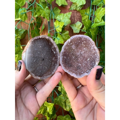 3.96 oz. Geode cut in half. Geode pair.  Polished Geode with Quartz points. G9. You get this piece!