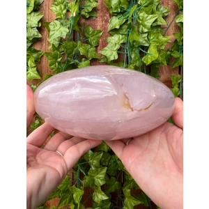 5.37 Lb Large Rose Quartz Heart. 6.5 Inch Polished Rose Quartz Crystal Puffy Heart. You get this pie