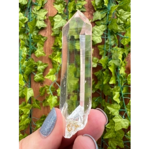 0.92 oz. Colombian Quartz Crystal Point. 26 grams. You Get This Piece! C12