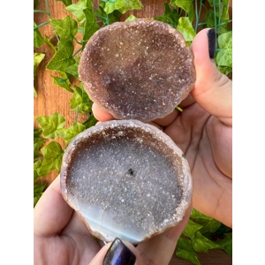 3.96 oz. Geode cut in half. Geode pair.  Polished Geode with Quartz points. G9. You get this piece!