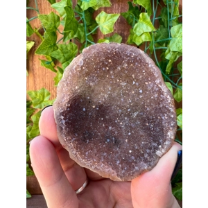 3.96 oz. Geode cut in half. Geode pair.  Polished Geode with Quartz points. G9. You get this piece!