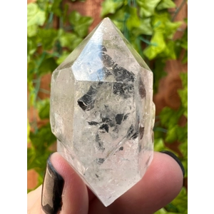 1.62 oz. Large Herkimer Diamond Quartz Crystal with MOVING Enhydro from Herkimer County NY. 46 grams
