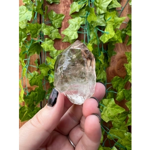 1.64 oz Large Herkimer Diamond Quartz Crystal with MOVING Enhydros from Herkimer County NY. 46.5 gra