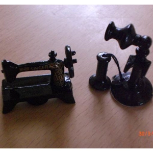 Antique phone & sewing machine set