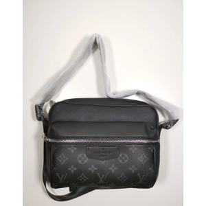 outdoor messenger bag