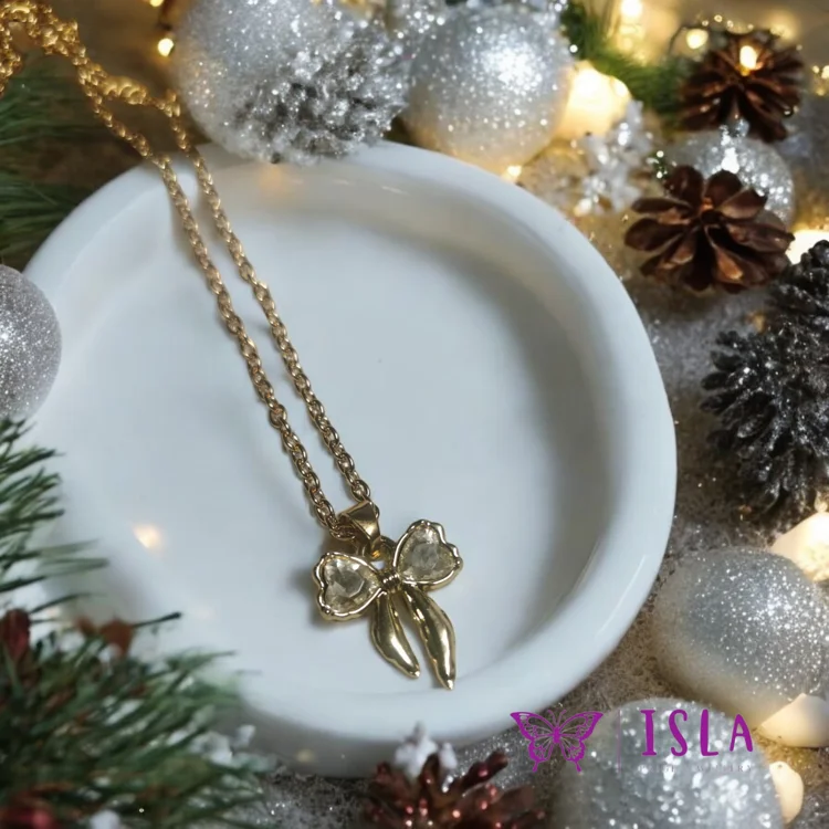 Gold bow necklace