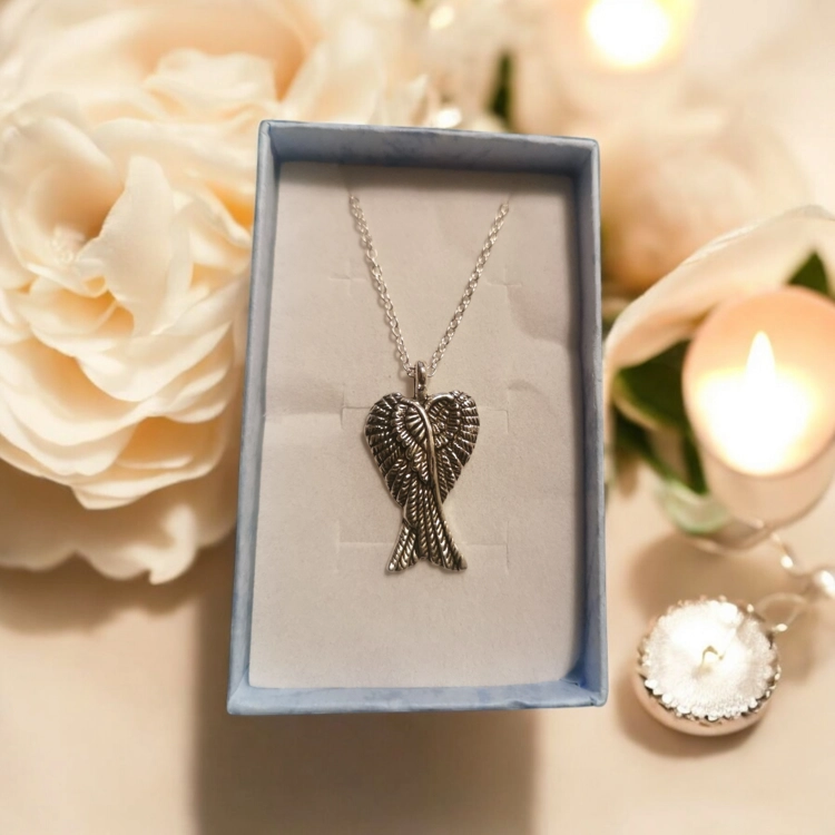 Angel wing necklace