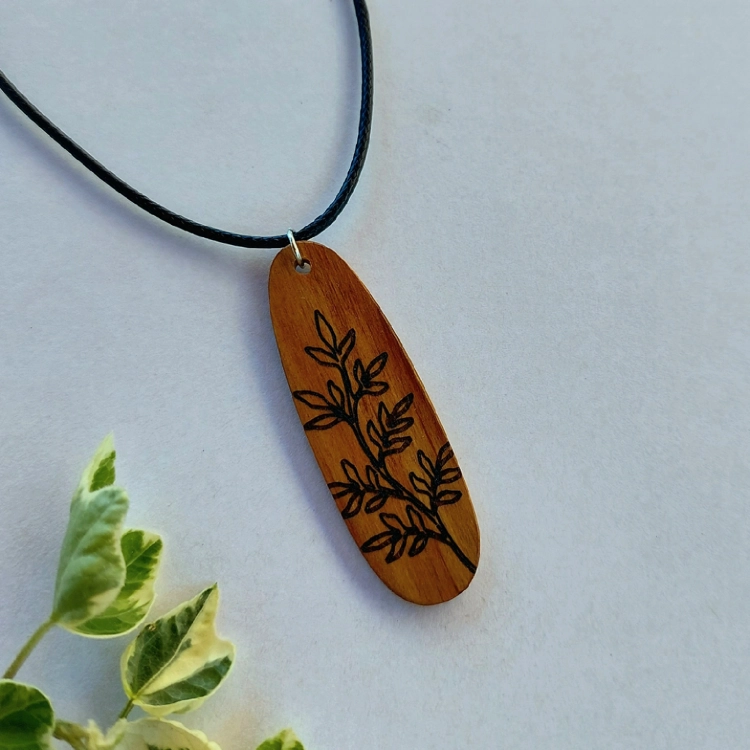 Vine Engraved Necklace