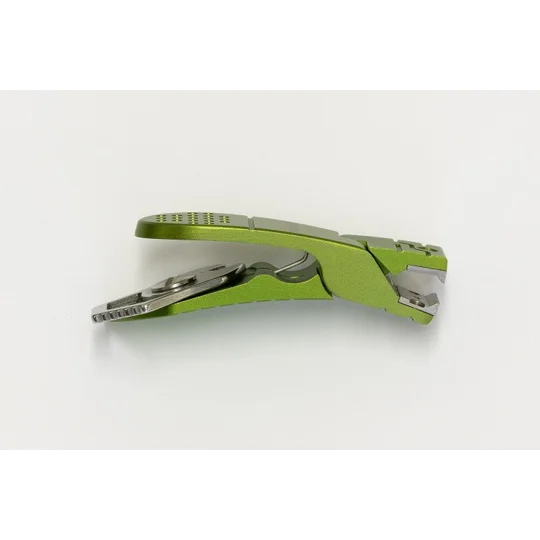 Ghillie Nippers Sprung Loaded with Eye Cleaner