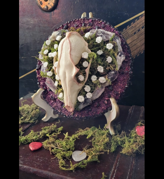 Skull & Amethyst Heart Decor