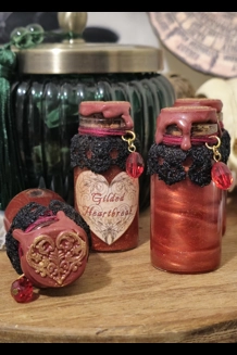 Decorative Potion Vial: Gilded Heartbreak