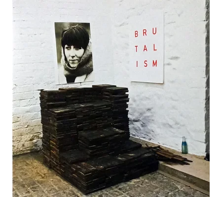 Idles – Brutalism