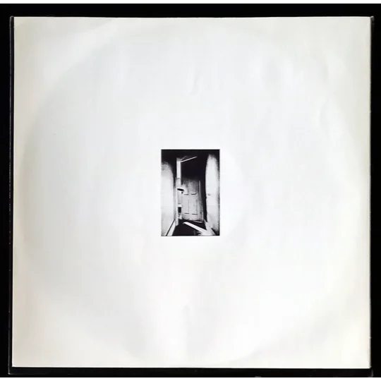 Unknown Pleasures is one of the most important debut albums in modern music history. Released in 1979, it introduced Joy Division’s stark, haunting sound to the world, pairing Ian Curtis’s deeply emotive vocals with Martin Hannett’s groundbreaking, atmospheric production.
