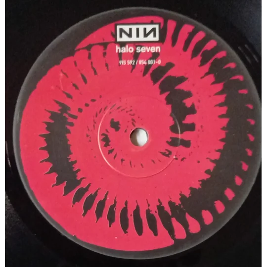 Released in 1994, March Of The Pigs is one of Nine Inch Nails’ most aggressive and uncompromising singles, taken from the landmark album The Downward Spiral. Built around fractured rhythms, abrupt tempo shifts and relentless industrial force, the track perfectly captures Trent Reznor’s confrontational mid-90s sound.