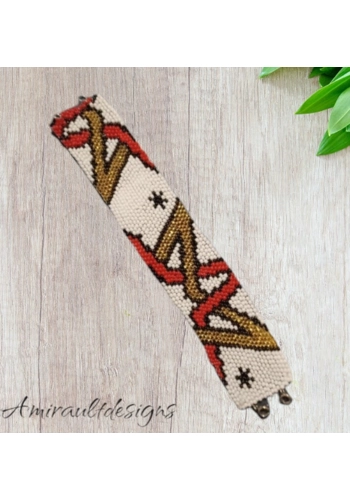 Flat beaded bracelet