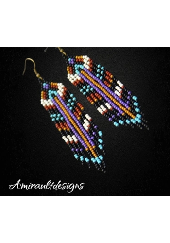 Beaded necklace and earring set