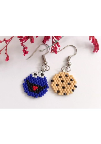 Flat beaded earrings