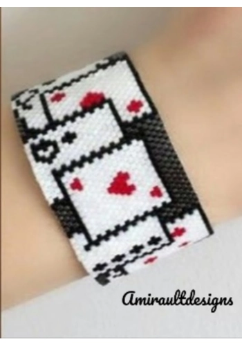 Flat beaded bracelet