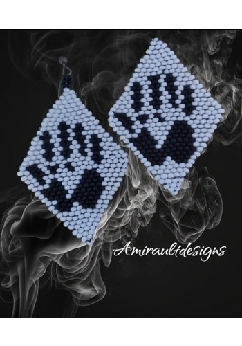 Flat beaded earrings Bl..