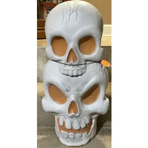 60cm Eek & Hyde Skull Stack Blow Mould (Target USA)