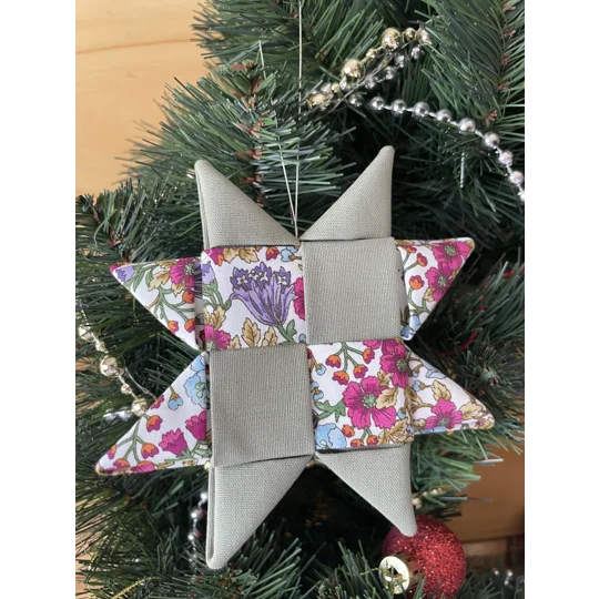 Christmas Ornaments - Scandinavian Star 12cm