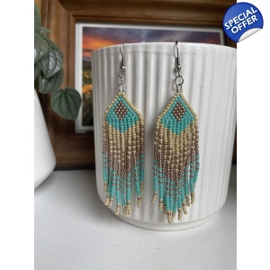 Designed to evoke a sense of movement and vivacity
Aqua, Beige, Tan