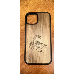 Gravírozott skorpió mintás t..