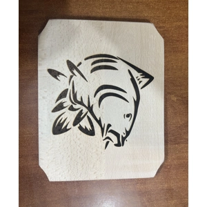 Gravírozott hal mintás vágód..