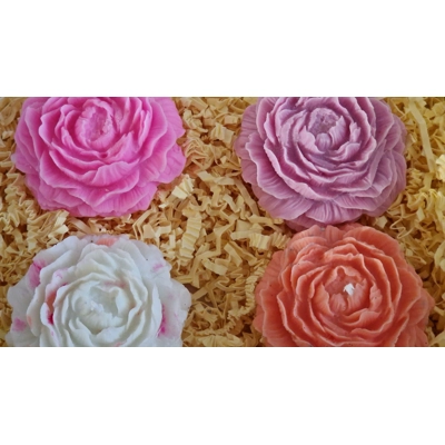 Blossoming Tranquility: Essential Oil-Infused Flower Candles