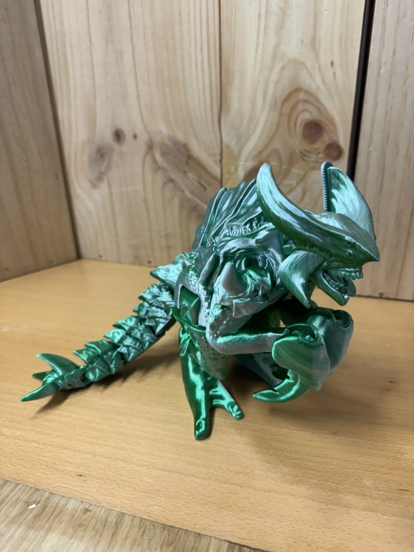 Kaiju skrímsli með liðamótum