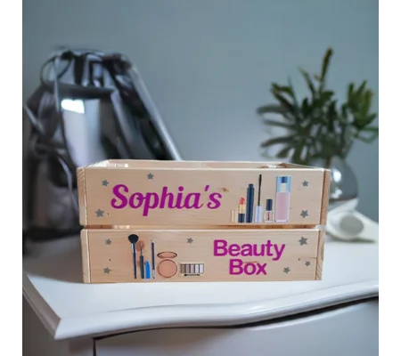 Personalised make up and beauty box