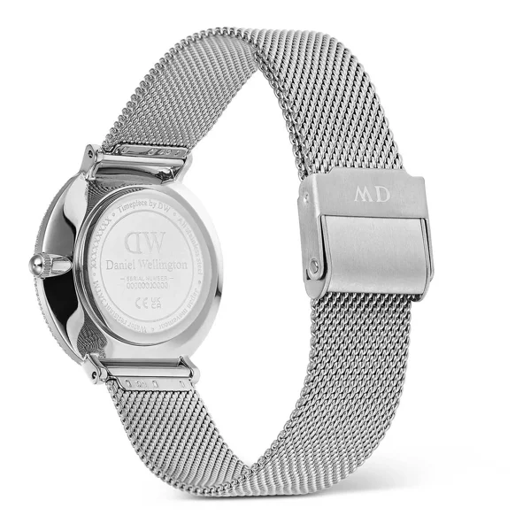 DW00100825