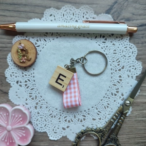 Monogram Scrabble Tile and Peach Plaid Ribbon Keychain (Letter E)