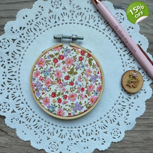 Embroidery Hoop Floral Pattern (Flowers on White)